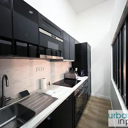 05 - Parisian Design Loft Daire Paris